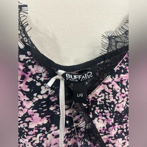Buffalo David Bitton  floral lace romper size L - Picture 4 of 8